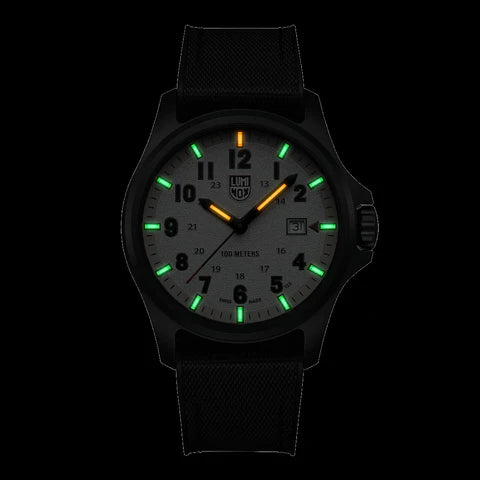 Luminox Swiss Made Atacama Field Series XL.1971 LM1971.SET Watch