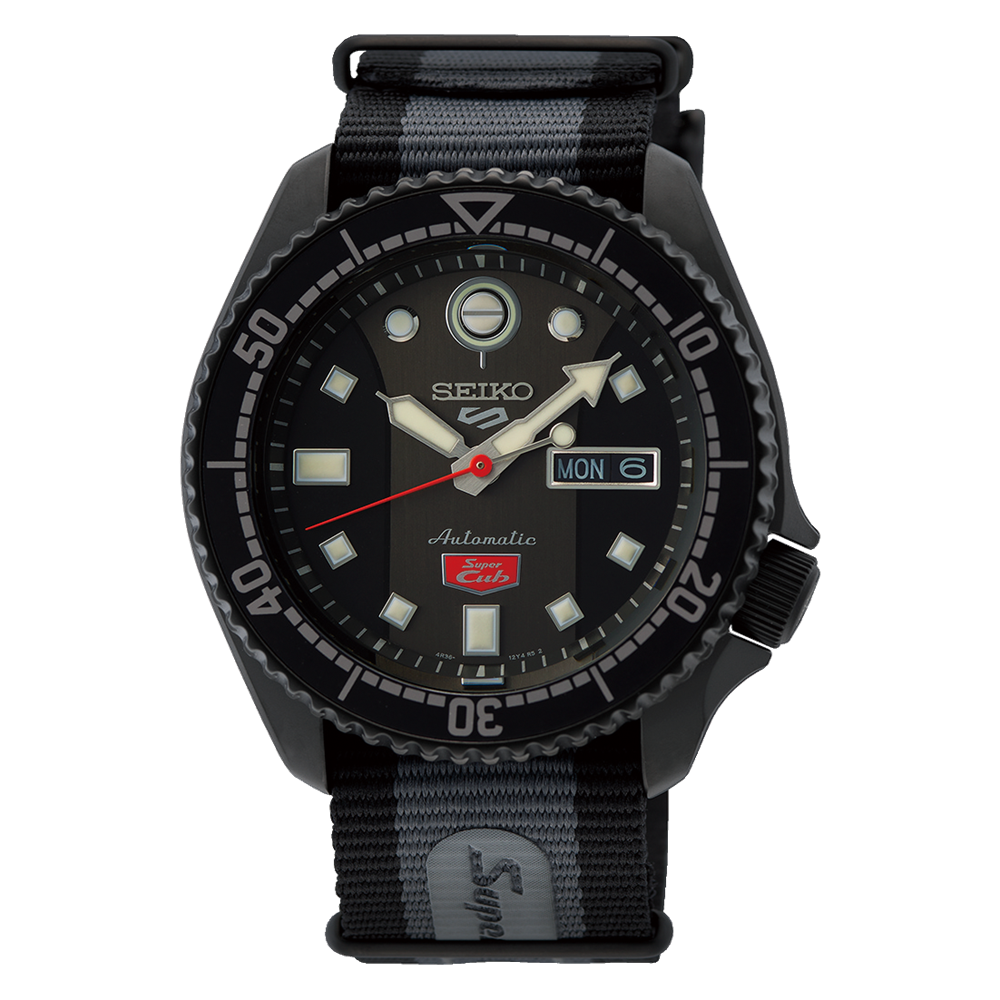 SEIKO 5 SPORTS AUTOMATIC HONDA SUPER CUP LIMITED EDITION SRPJ75 SRPJ75K1